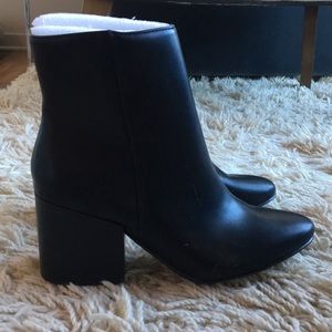 Aaden bootie steve madden Clearance